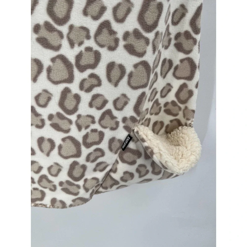 Muk Luks Cream Leopard Print Scarf with Faux Fur Pockets